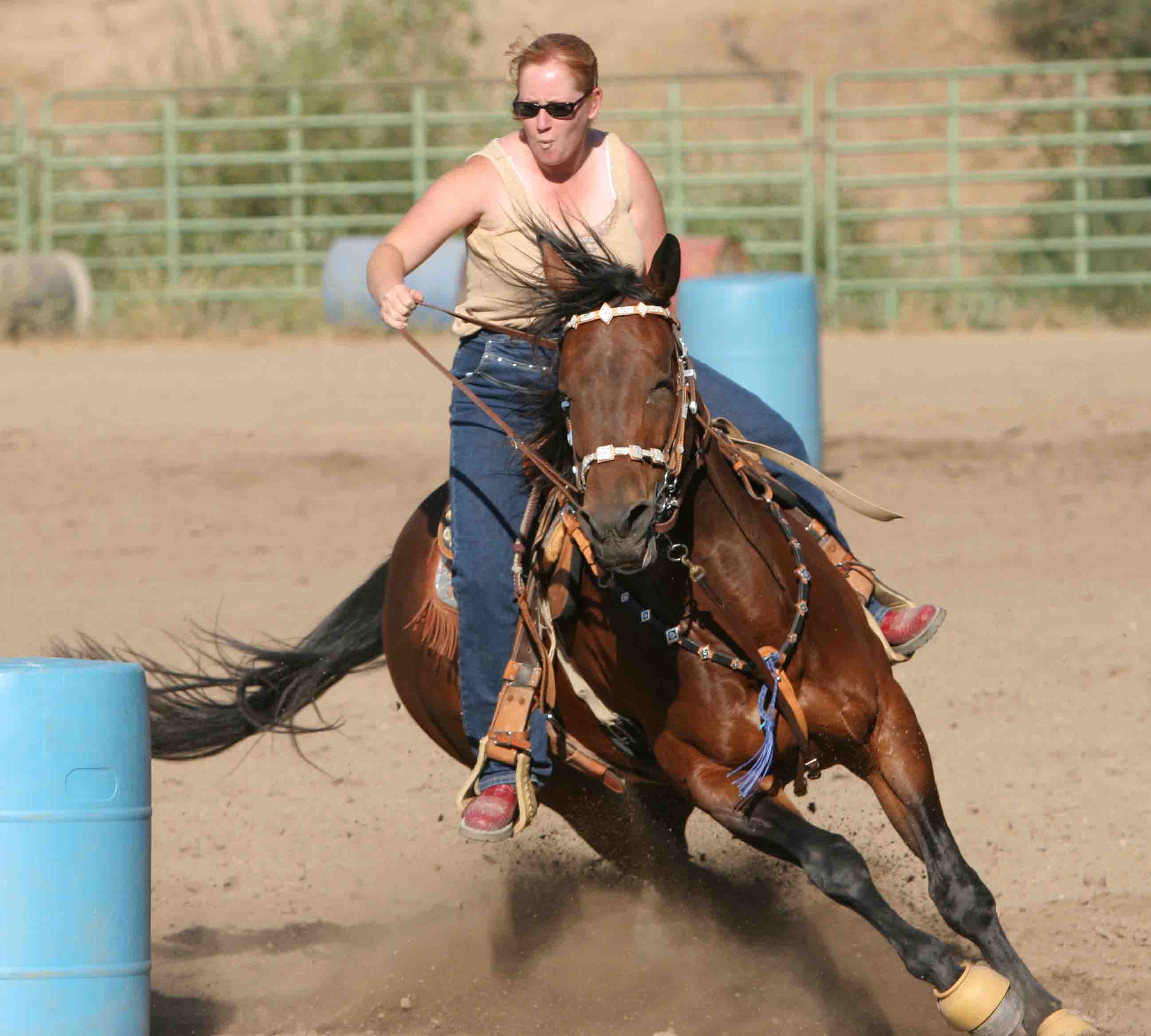 barrel_race.jpg, 156 kB